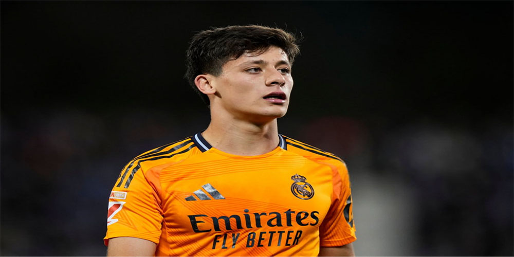 زندگینامه اردا گولر زندگینامه آردا گولر