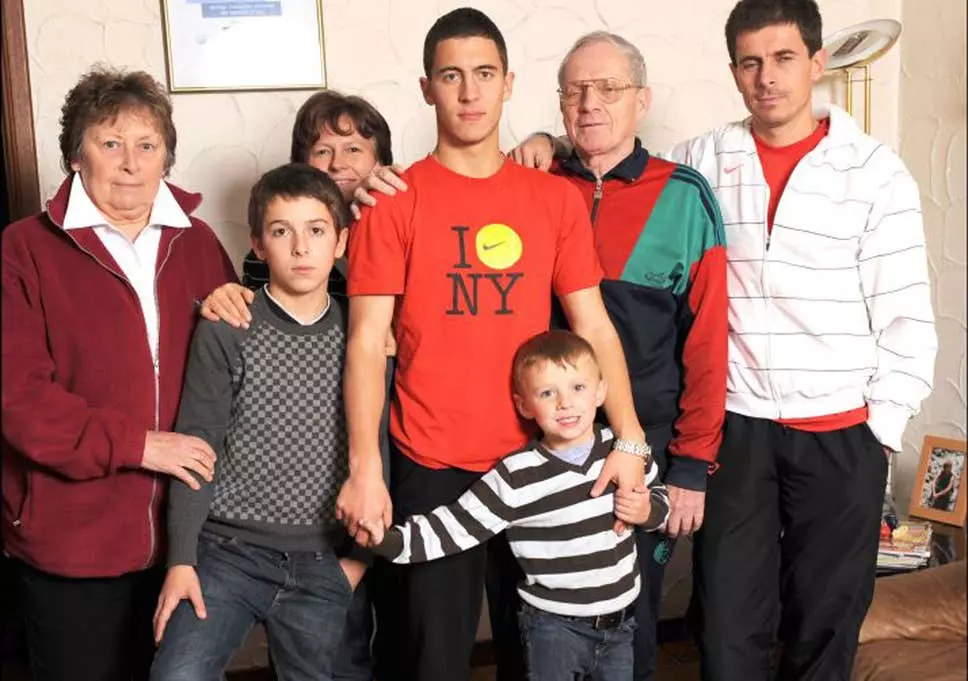 خانواده ادن هازارد