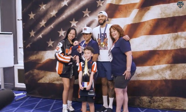 خانواده جیسون تیتوم