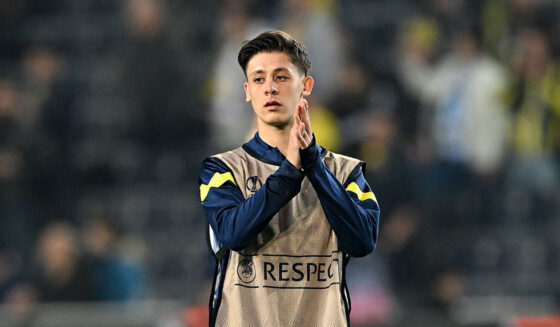 عکس جذاب آردا گولر عکس جذاب آردا گولر