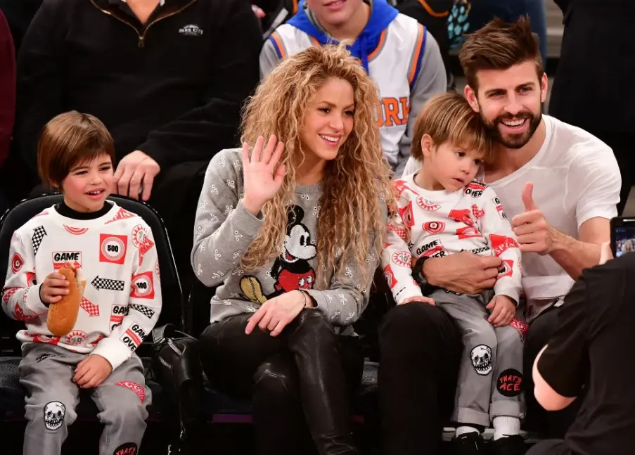 عکس خانوادگی جرارد پیکه