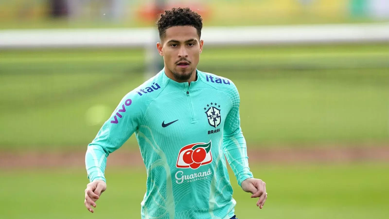 عکس ژوائو گومز فوتبالیست