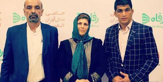 پدر و مادر حسن یزدانی