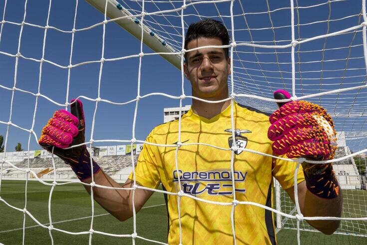 پیام نیازمند دروازه بان 2025