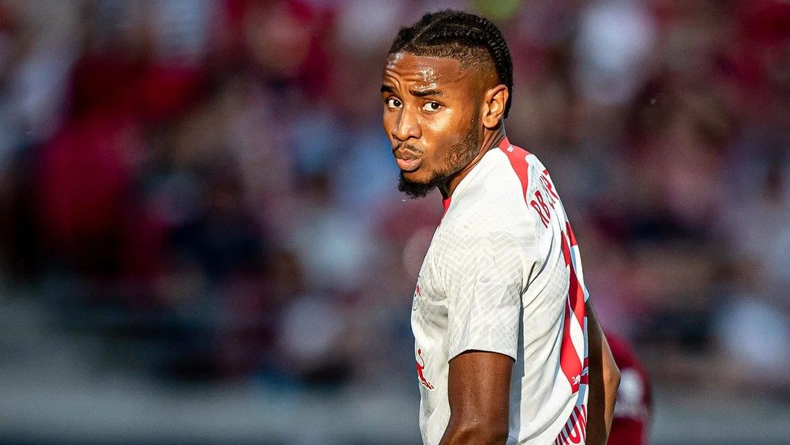 دستمزد کریستوفر انکونکو