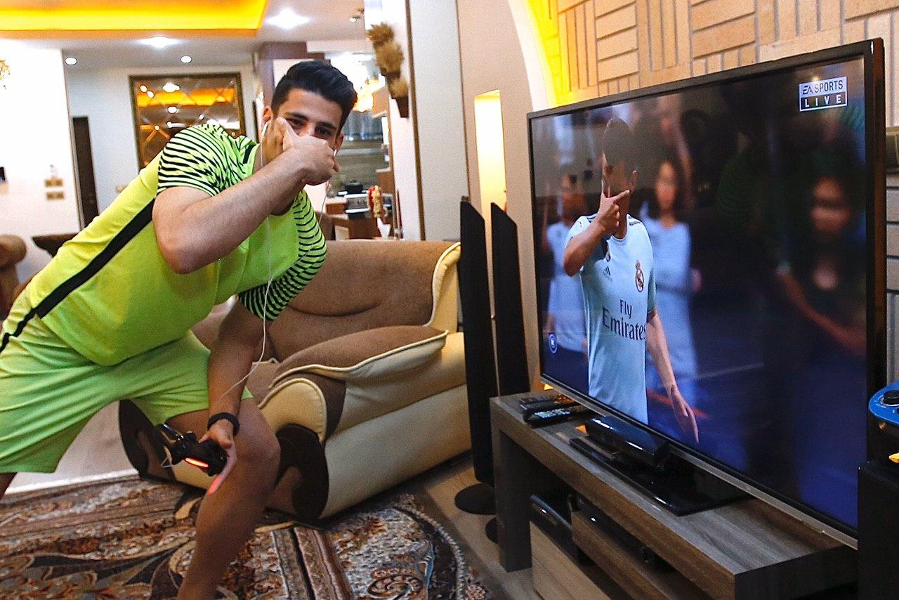 عکس خانوادگی پیام نیازمند