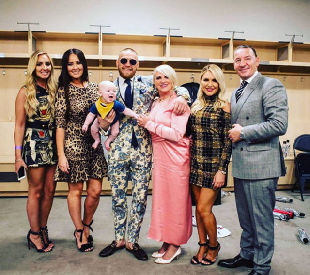 عکس خانوادگی کانر مک گرگور