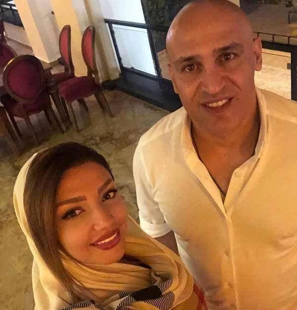 عکس علیرضا منصوریان و همسرش