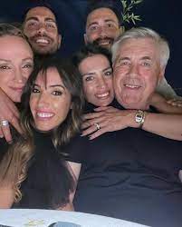 عکس کارلو آنچلوتی و فرزندانش