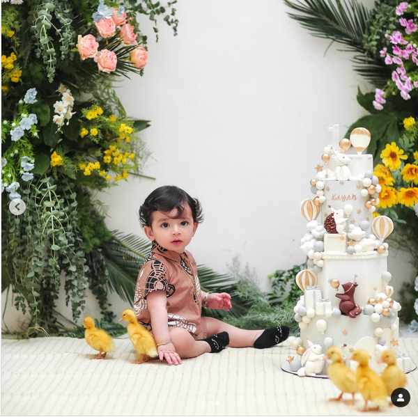 فرزند فرشاد احمدزاده فرزند فرشاد احمدزاده