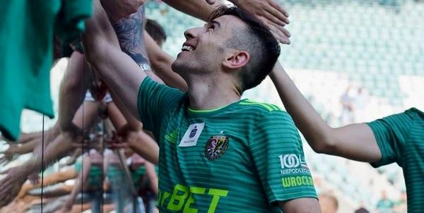 لقب فرشاد احمدزاده لقب فرشاد احمدزاده