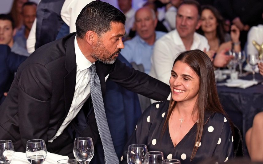 مادر فرانسیسکو کونسیسائو 