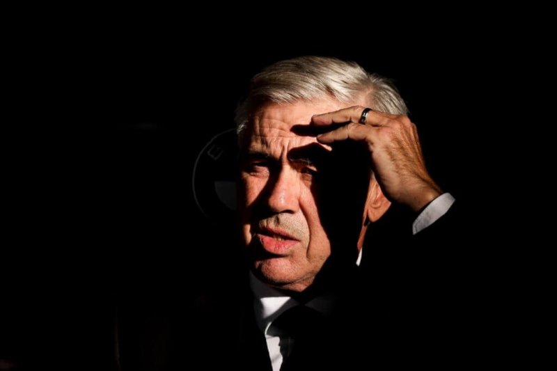 والپیپر کارلو آنچلوتی برای کامپیوتر