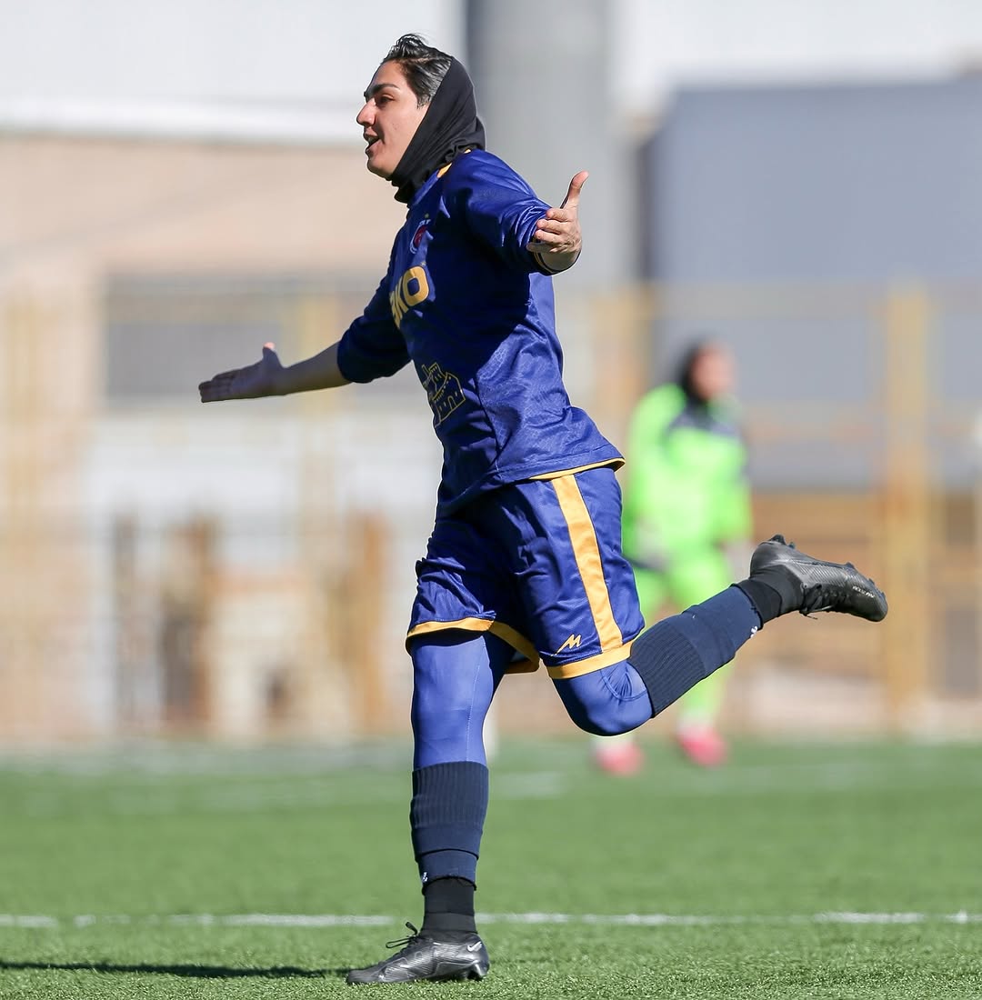 زهرا قنبری و رونالدو زهرا قنبری و رونالدو