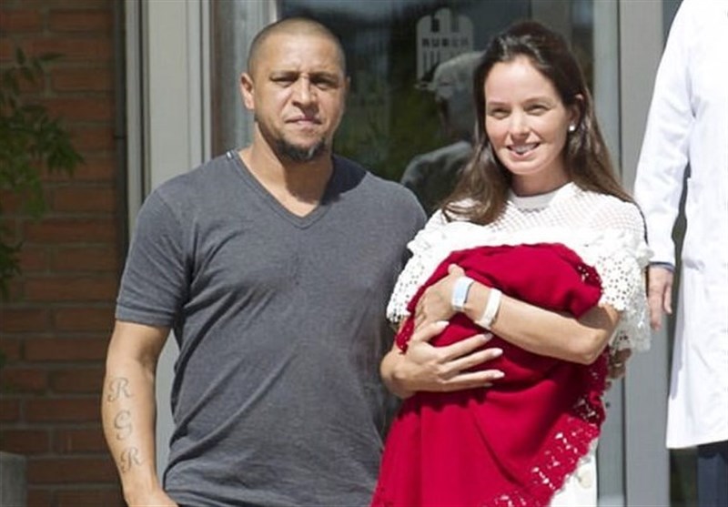 رابطه روبرتو کارلوس