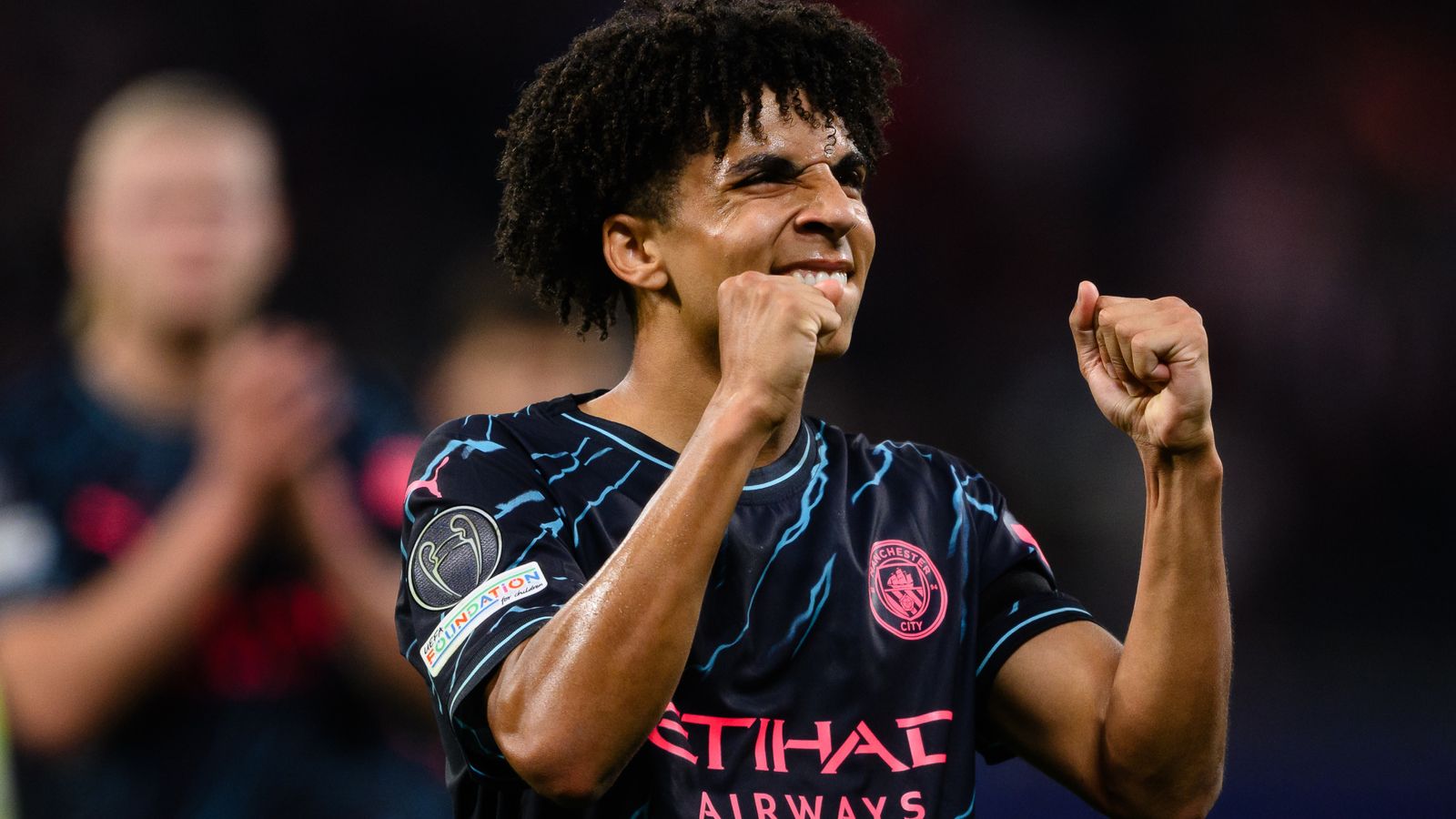 ریکو لوئیس والپیپر 