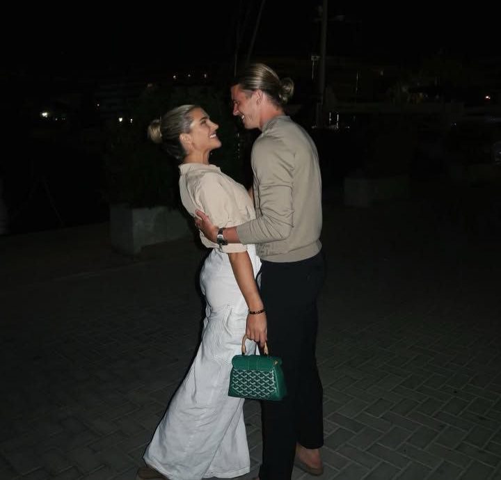 دوست دختر کانر گالاگر دوست دختر کانر گالاگر