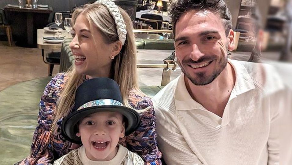 عکس ماتس هوملز و فرزندانش