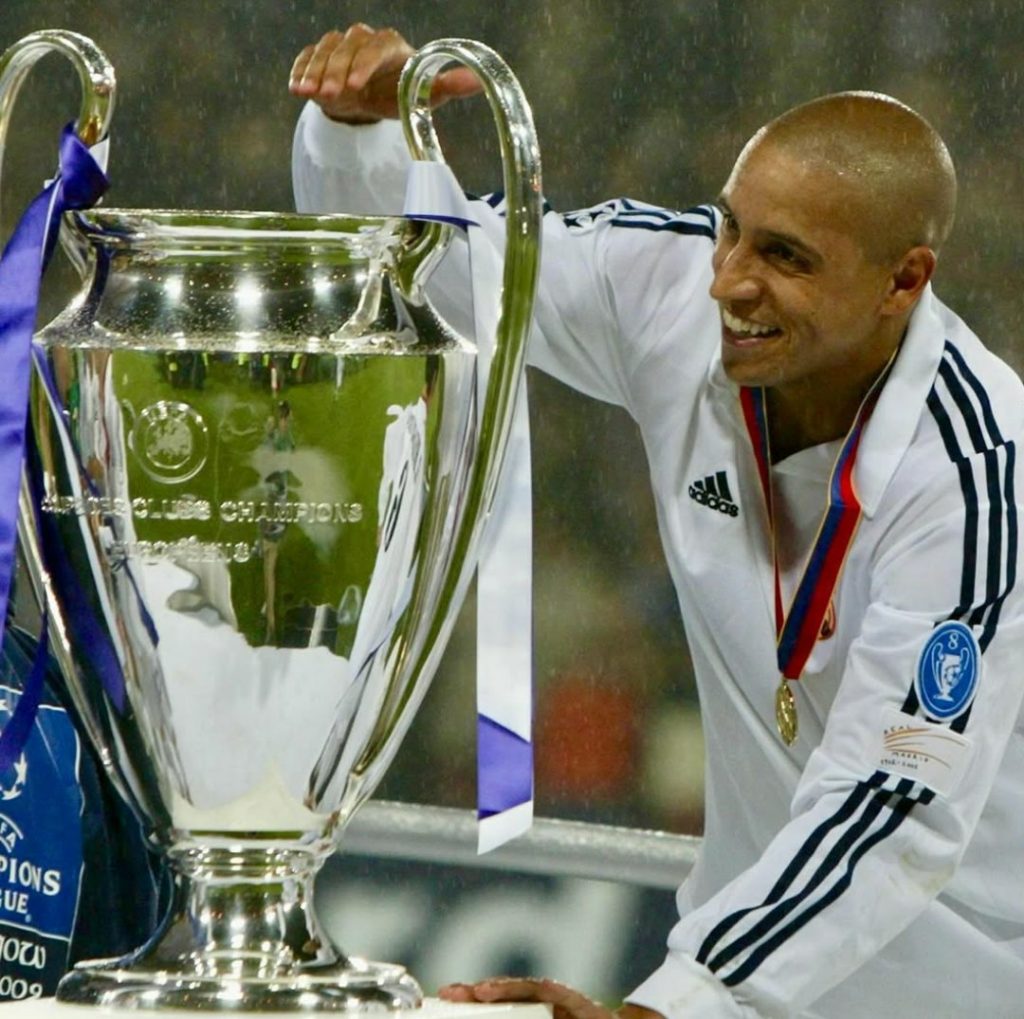 قهرمانی لالیگا روبرتو کارلوس