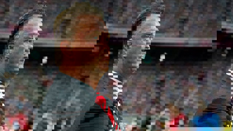 لوئیس فان گال والپیپر 