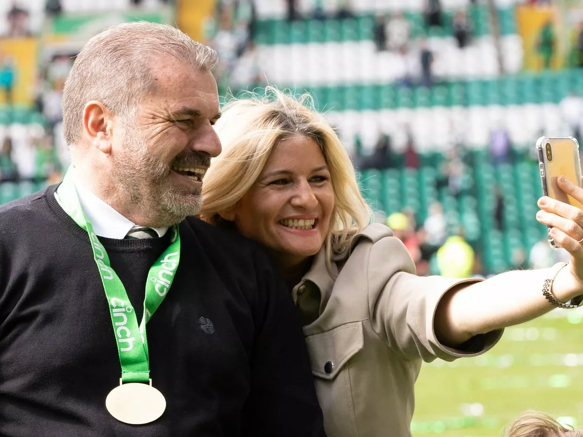 همسر آنگه پوستکوگلو