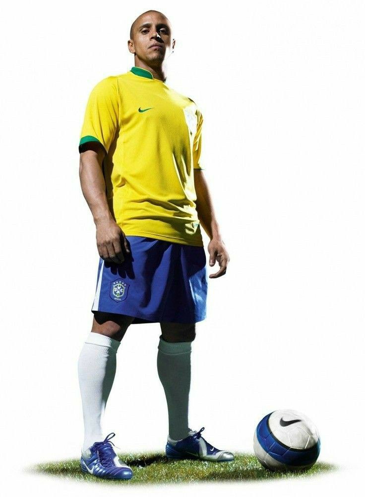 پرتاب موز به کارلوس