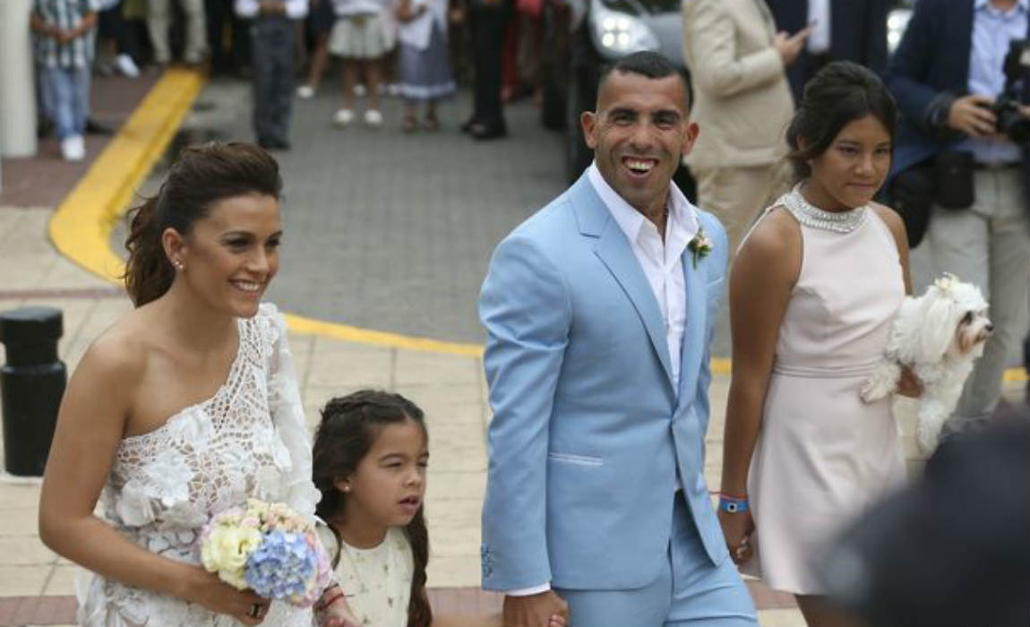 کارلوس توز همسرش