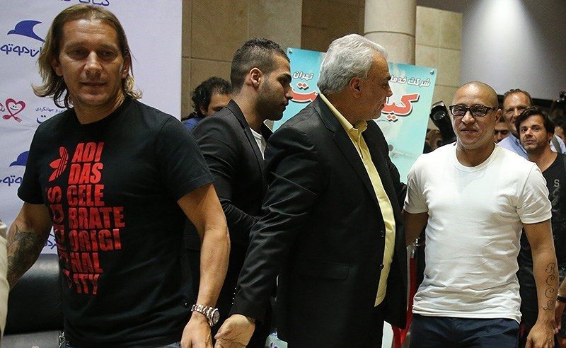 کارلوس در ایران