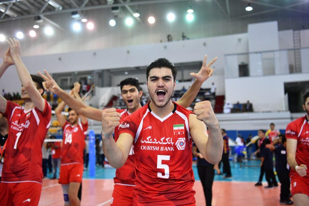 والپیپر مرتضی شریفی فوتبالی 2025 والپیپر مرتضی شریفی فوتبالی 2025