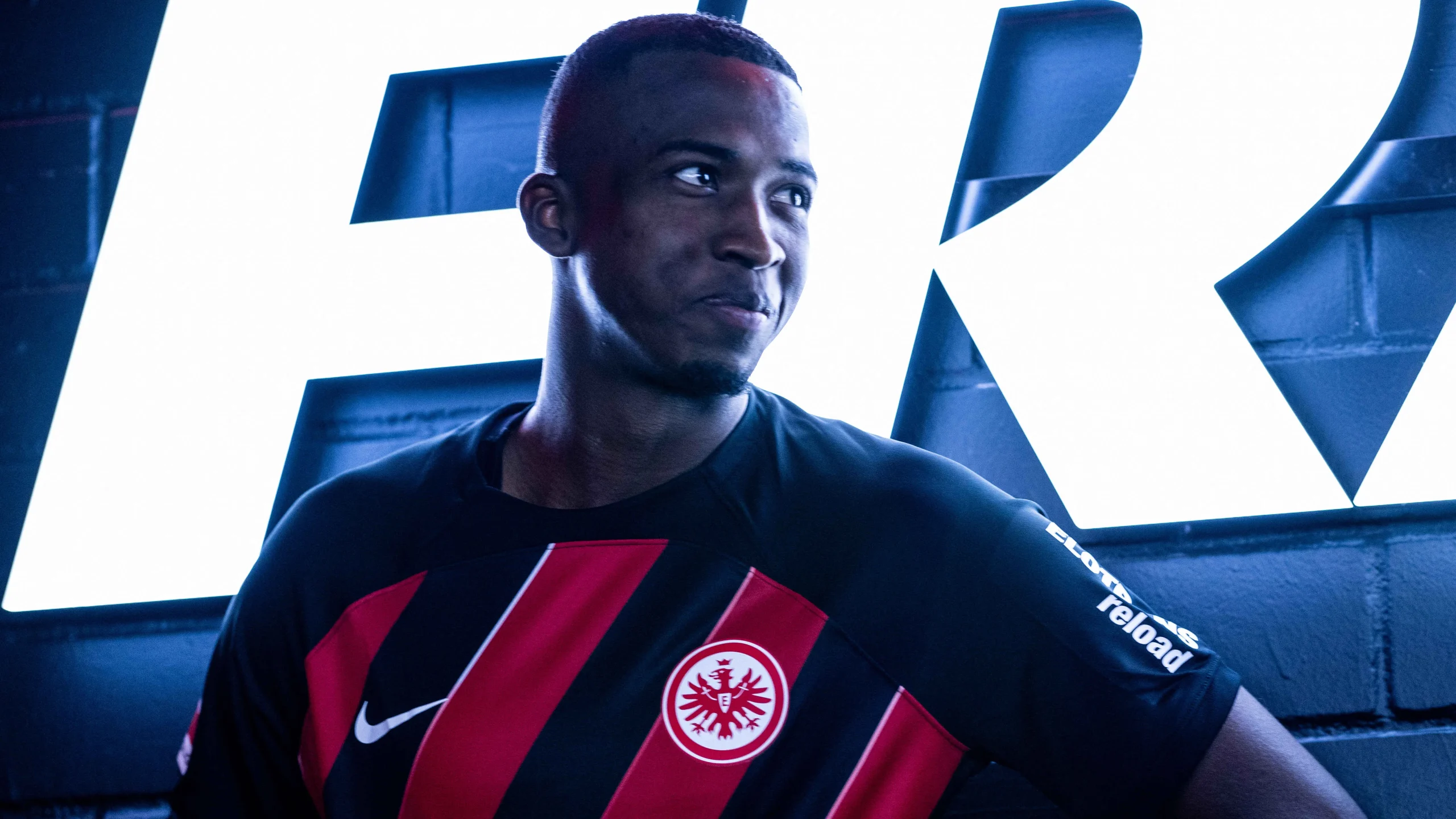 wallpaper Willian Pacho