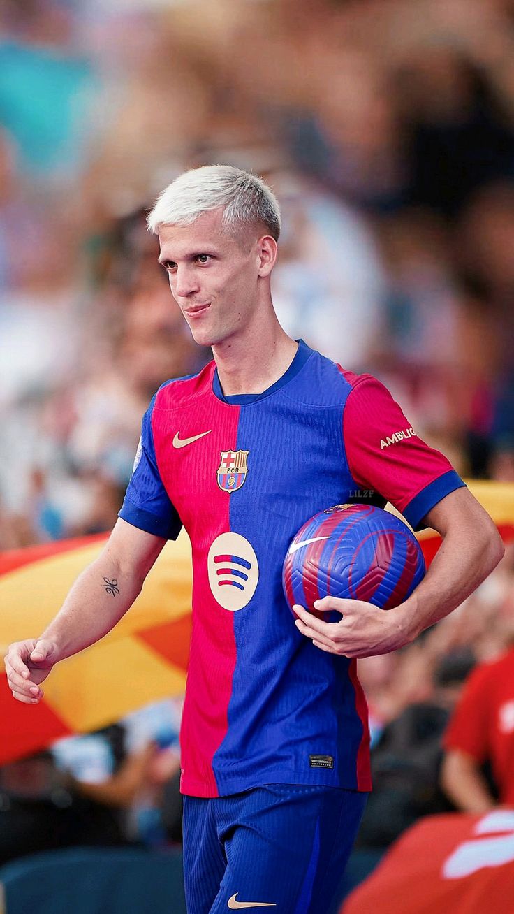 2025 wallpaper Dani Olmo