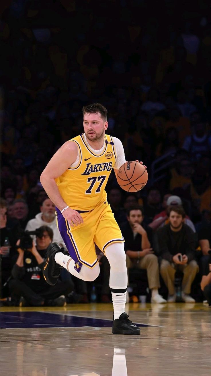 لوکا دانچیچ wallpaper