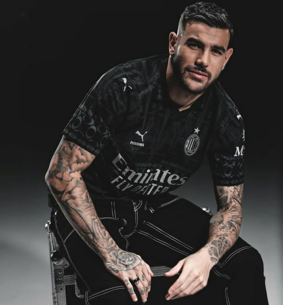 wallpaper for laptop Theo Hernández