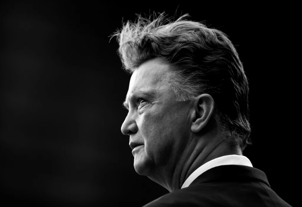 wallpaper 4k Louis van Gaal