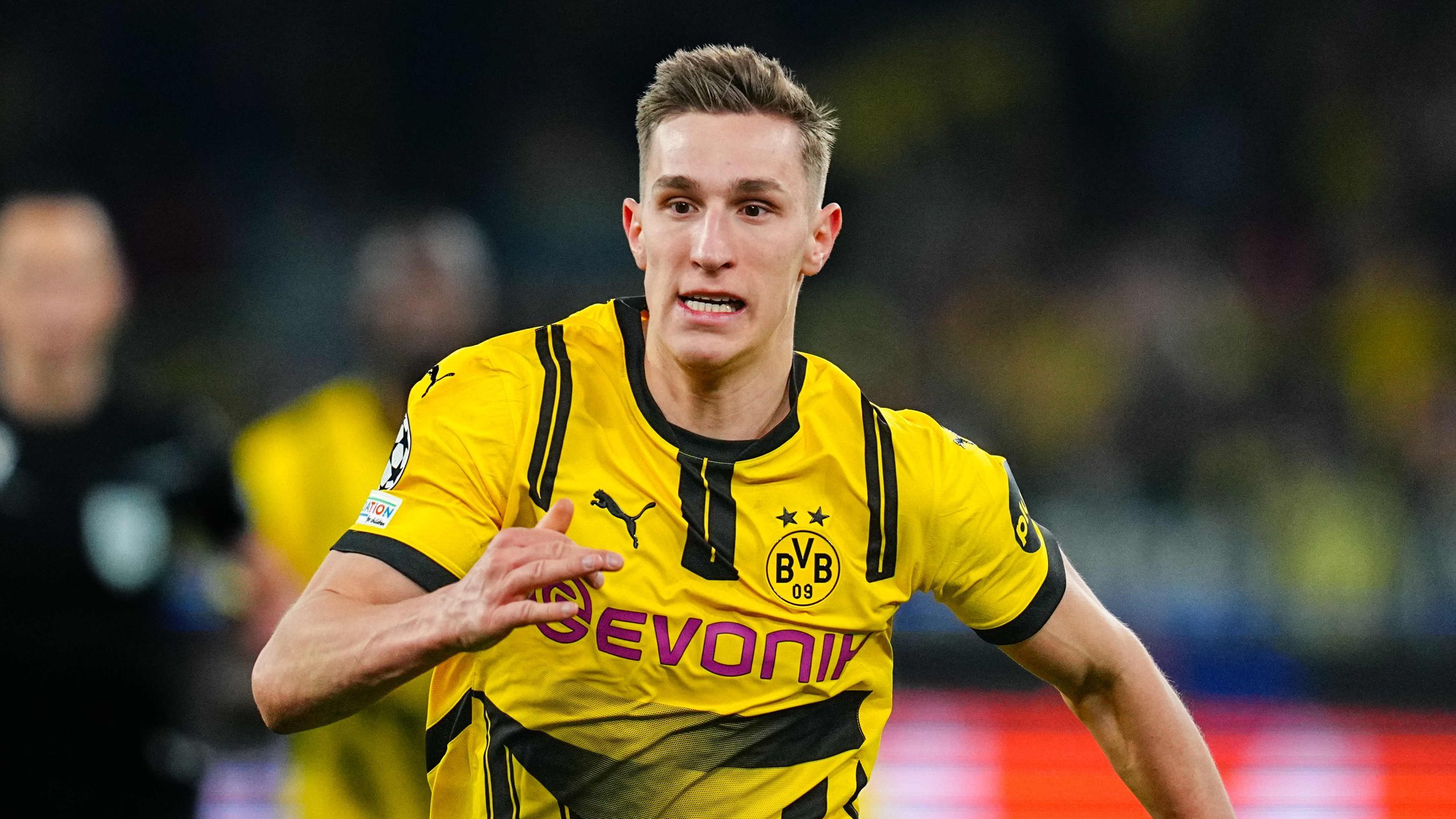 wallpaper hd Nico Schlotterbeck