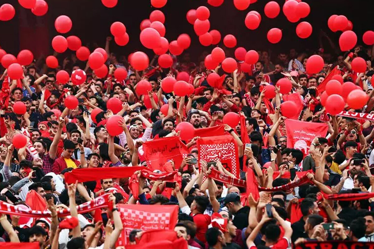 قهرمانی زودهنگام تراکتور