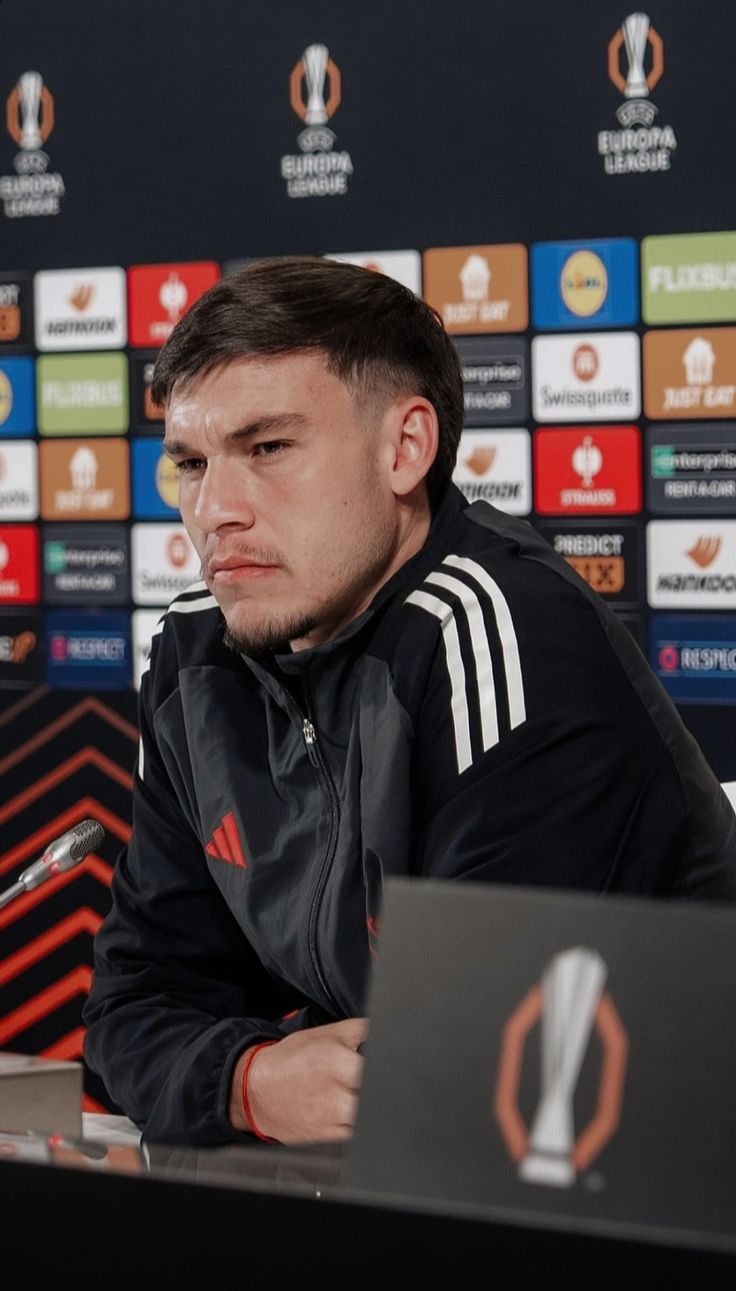 مانوئل اوگارته اهل کجاست 