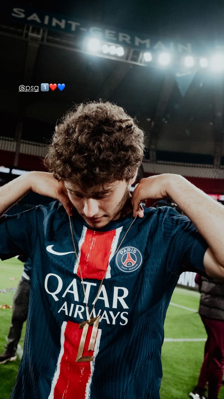 والپیپر ژائو نوس