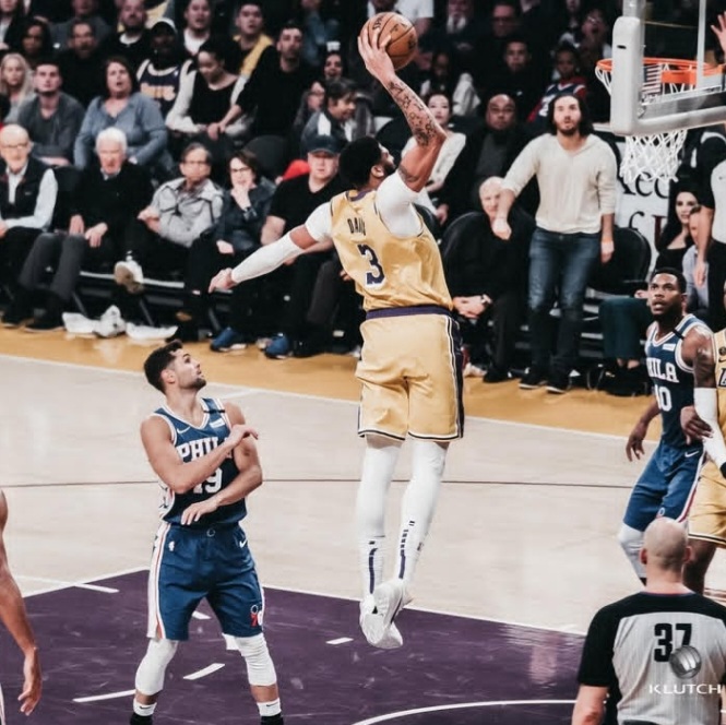 زندگی آنتونی دیویس