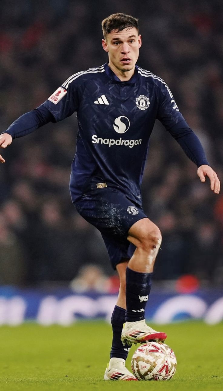 manuel ugarte wallpaper for phone
