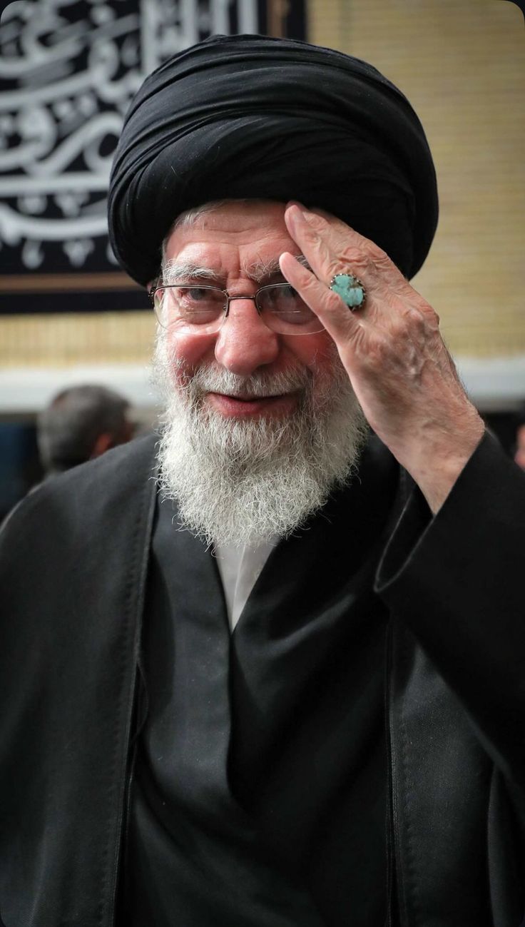 عکس علی خامنه‌ای