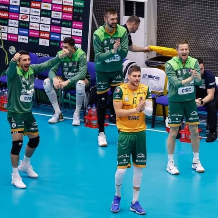 عکس تروور کلونو