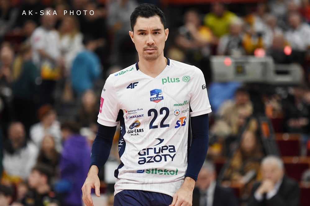 عکس اریک شوجی والیبالیست