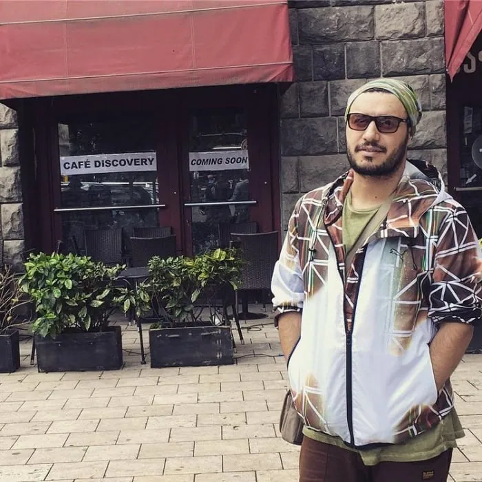 زندگی حرفه ای جواد عزتی