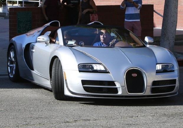 عکس ماشین آرنولد شوارتزنگر - مجله بیوگرافی فوتبال