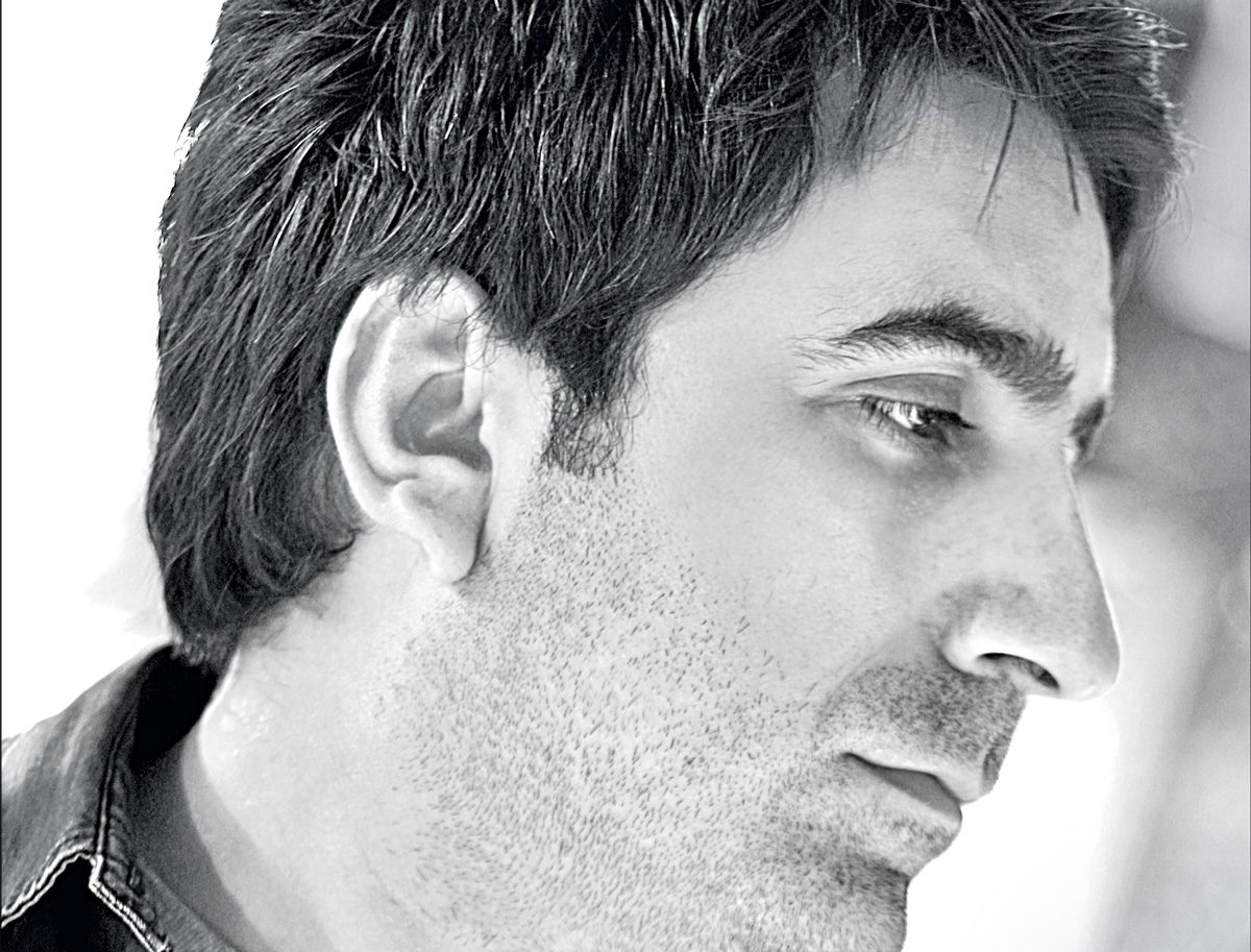 والپیپر بابک برهانی برای کامپیوتر