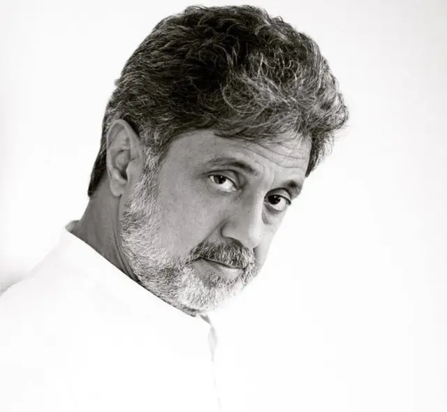 عکس پروفایل داریوش اقبالی