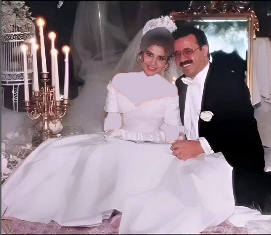 عکس معین و همسر دوم 