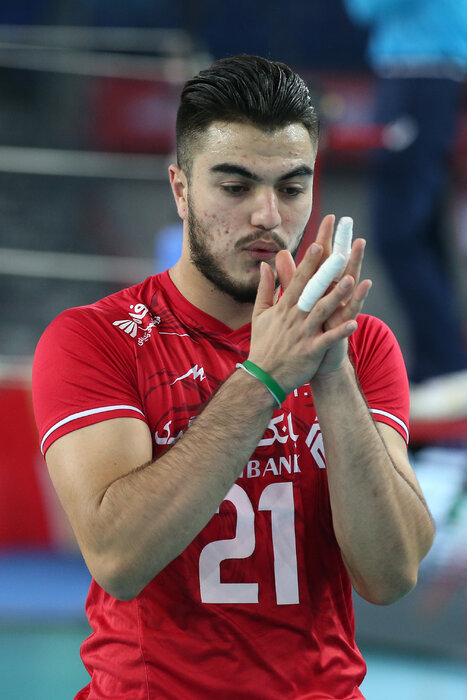 عکس کاپیتان تیم ملی والیبال ایران