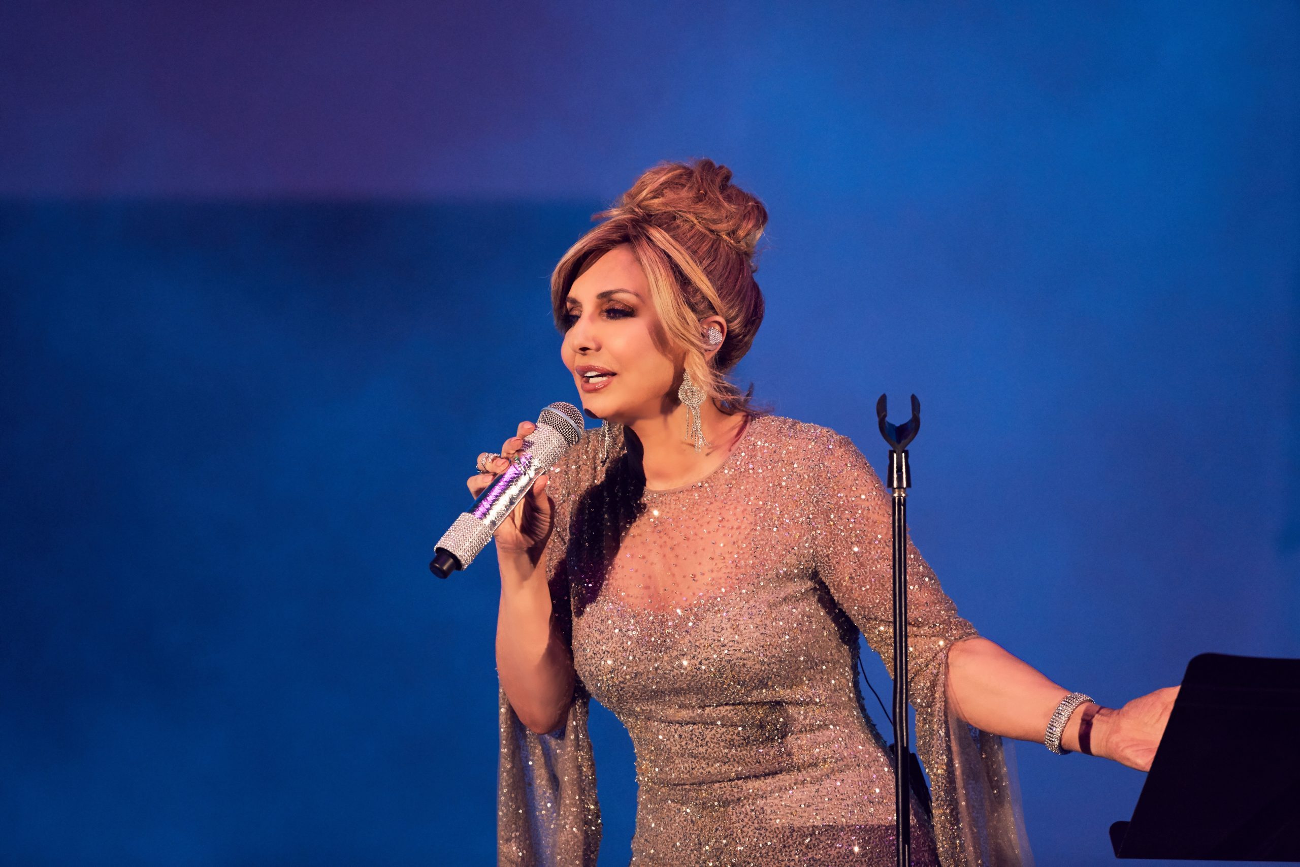 عکس گوگوش خواننده